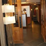 瑟穆瓦河畔高姆-阿登-拉库西尼-玫瑰园酒店 夫洛朗维耶