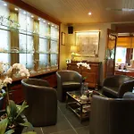 瑟穆瓦河畔高姆-阿登-拉库西尼-玫瑰园酒店 酒店 夫洛朗维耶