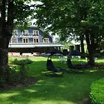 酒店 瑟穆瓦河畔高姆-阿登-拉库西尼-玫瑰园酒店