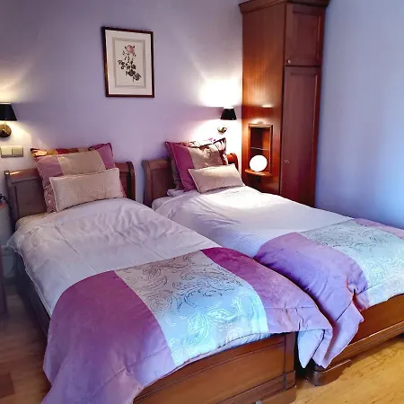 Hotel La Roseraie. Gaume-ardenne-lacuisine Sur Semois. 4*
