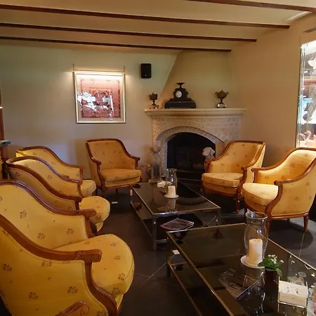 La Roseraie. Gaume-ardenne-lacuisine Sur Semois. Hotel 4*