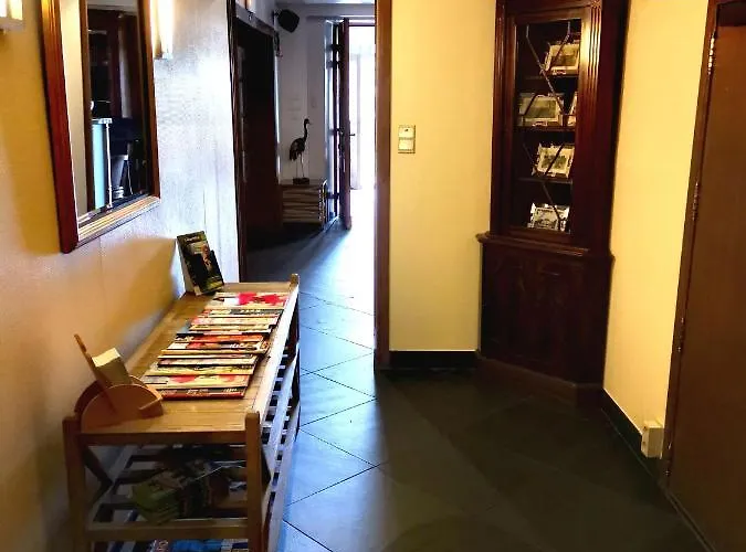 La Roseraie. Gaume-ardenne-lacuisine Sur Semois. فندق