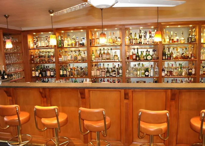 La Roseraie. Gaume-ardenne-lacuisine Sur Semois. فندق فلورينفيل