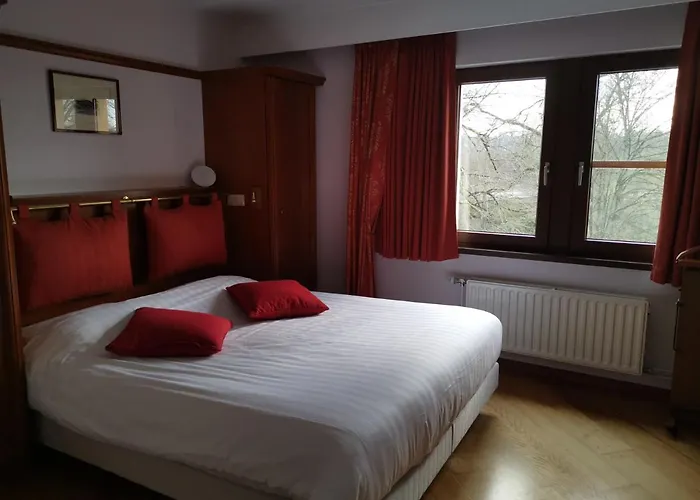 La Roseraie. Gaume-ardenne-lacuisine Sur Semois.