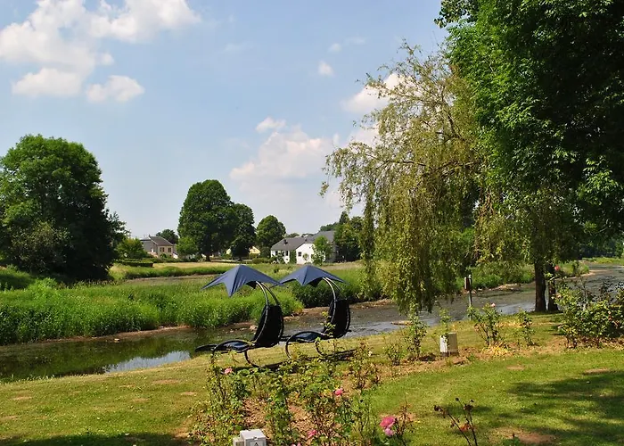 فندق La Roseraie. Gaume-ardenne-lacuisine Sur Semois.